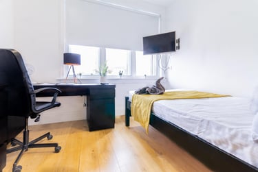 1 bed studio, The Bruce Building, Denton, Newcastle, NE17RP - Image 3